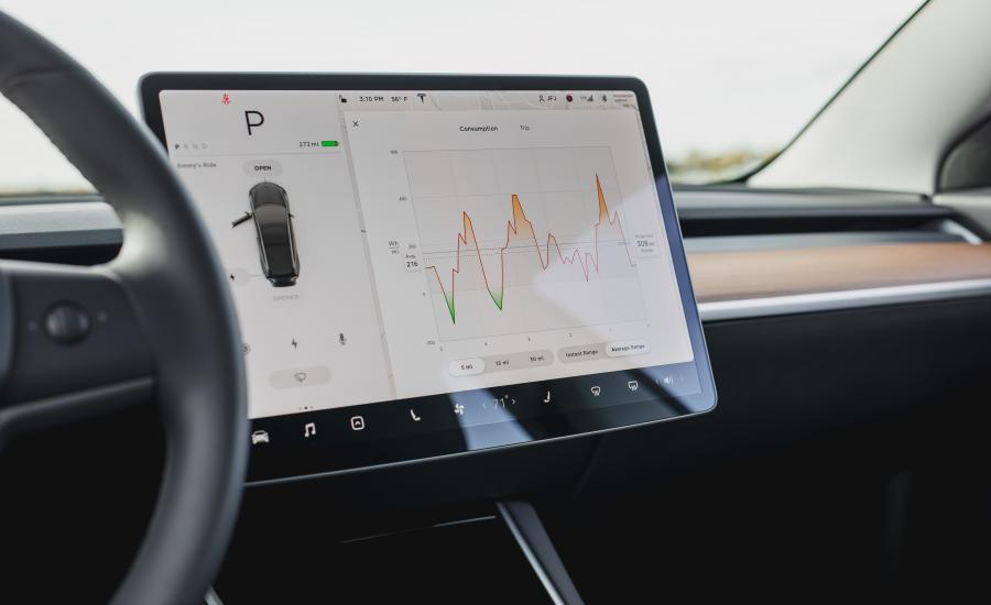 Панель приборов Tesla Model 3 2017 года  (US) (фото 47 из 49)